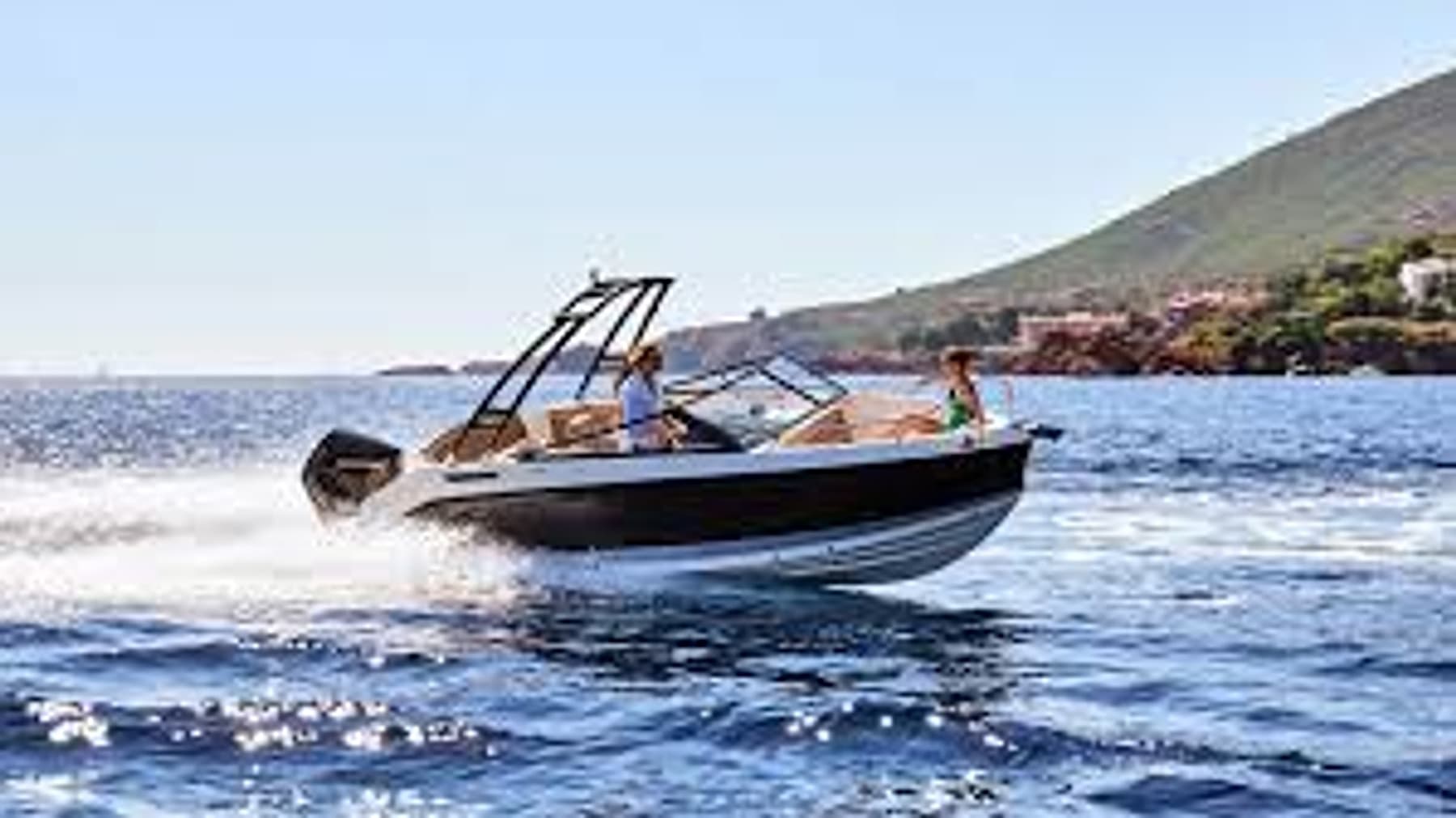 Activ 675 Bowrider