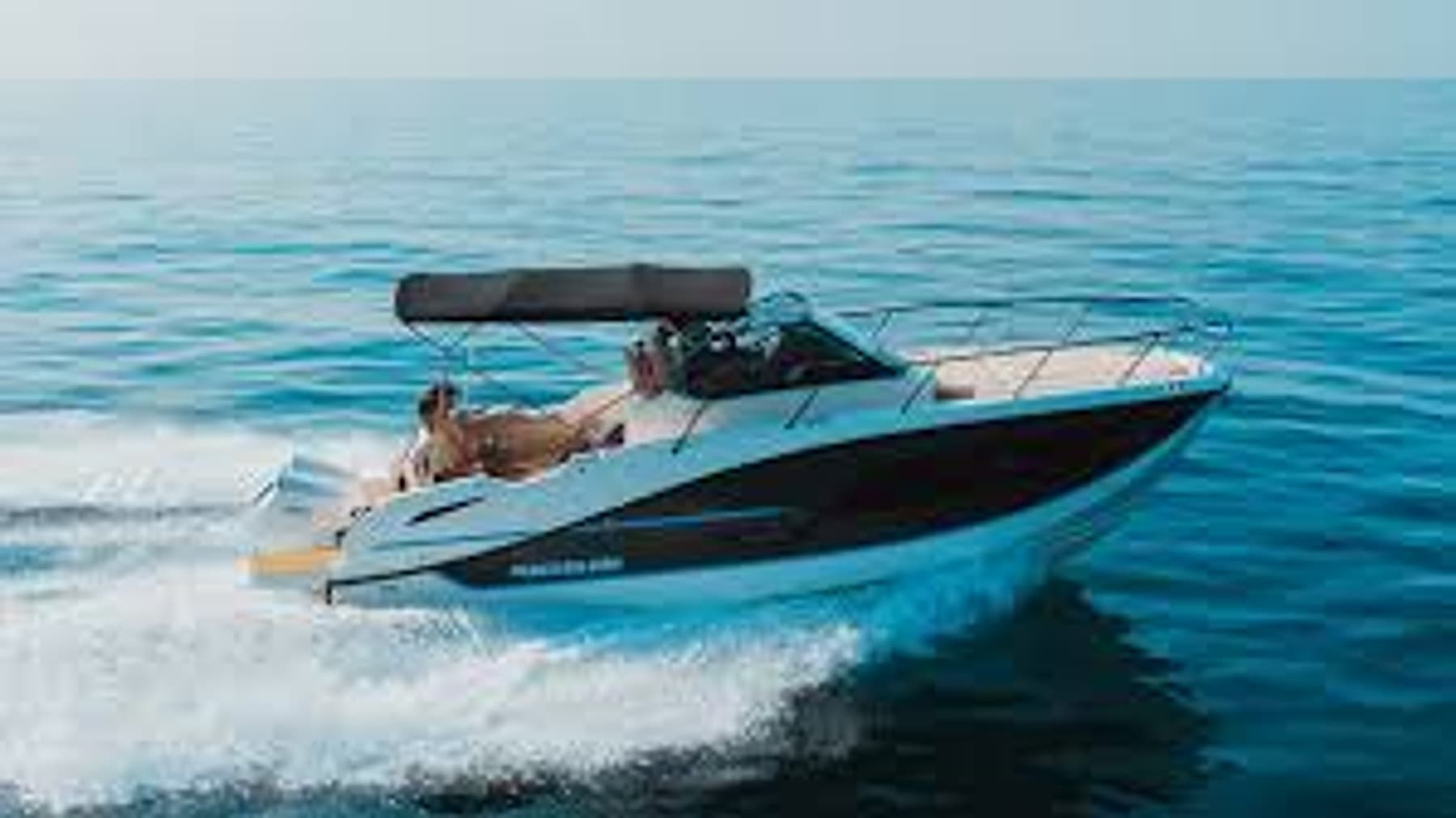 Activ 875 Sundeck
